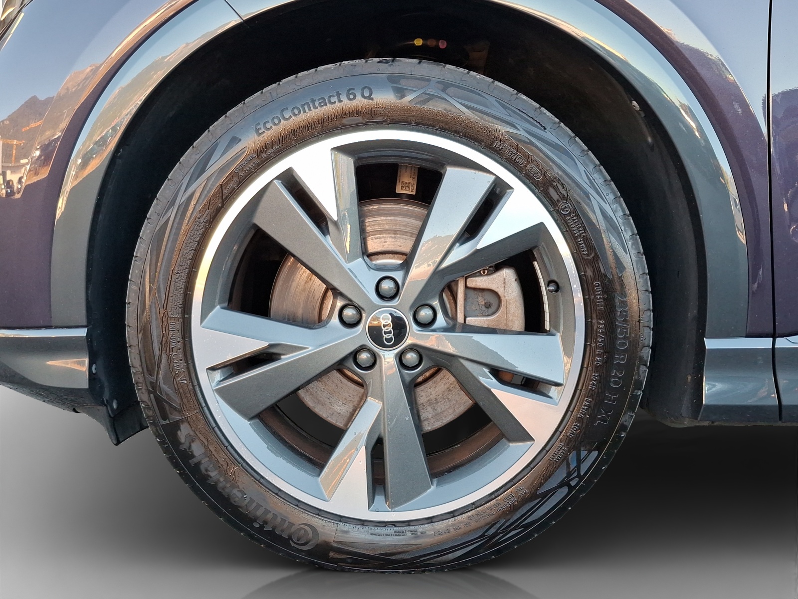 AUDI Q4 e-tron 50 quattro-image-13