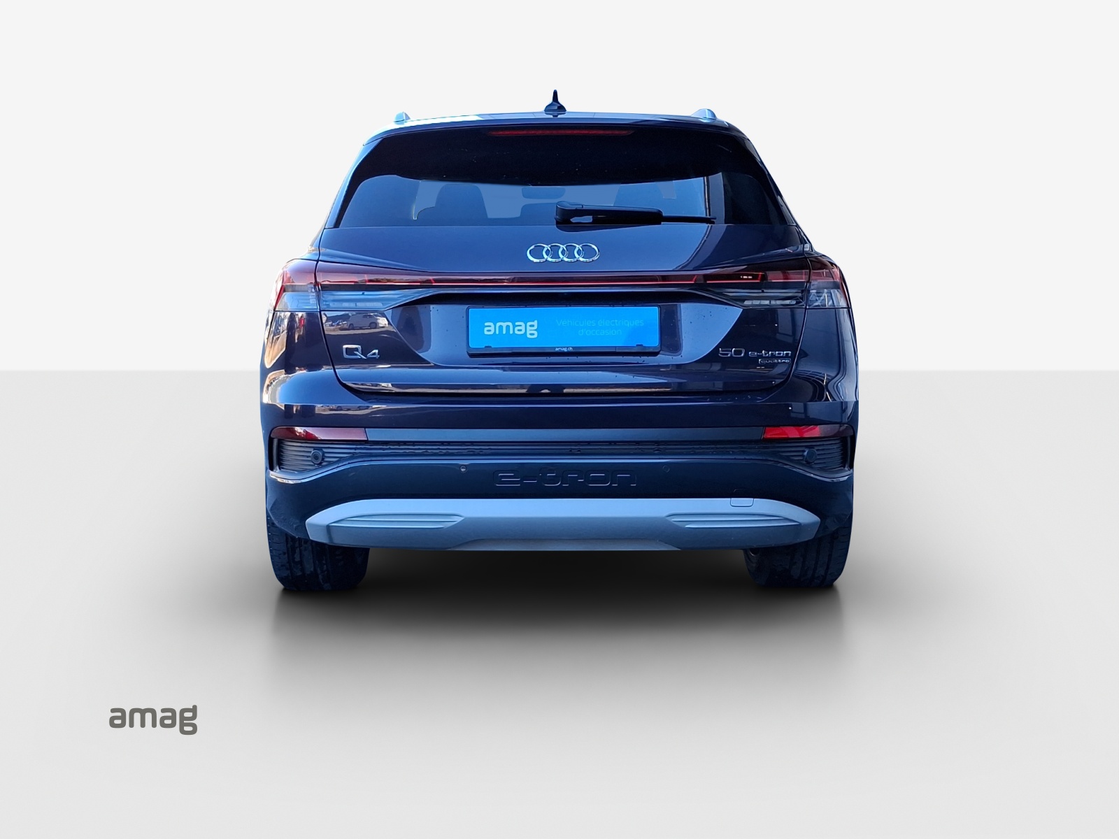 AUDI Q4 e-tron 50 quattro-image-3