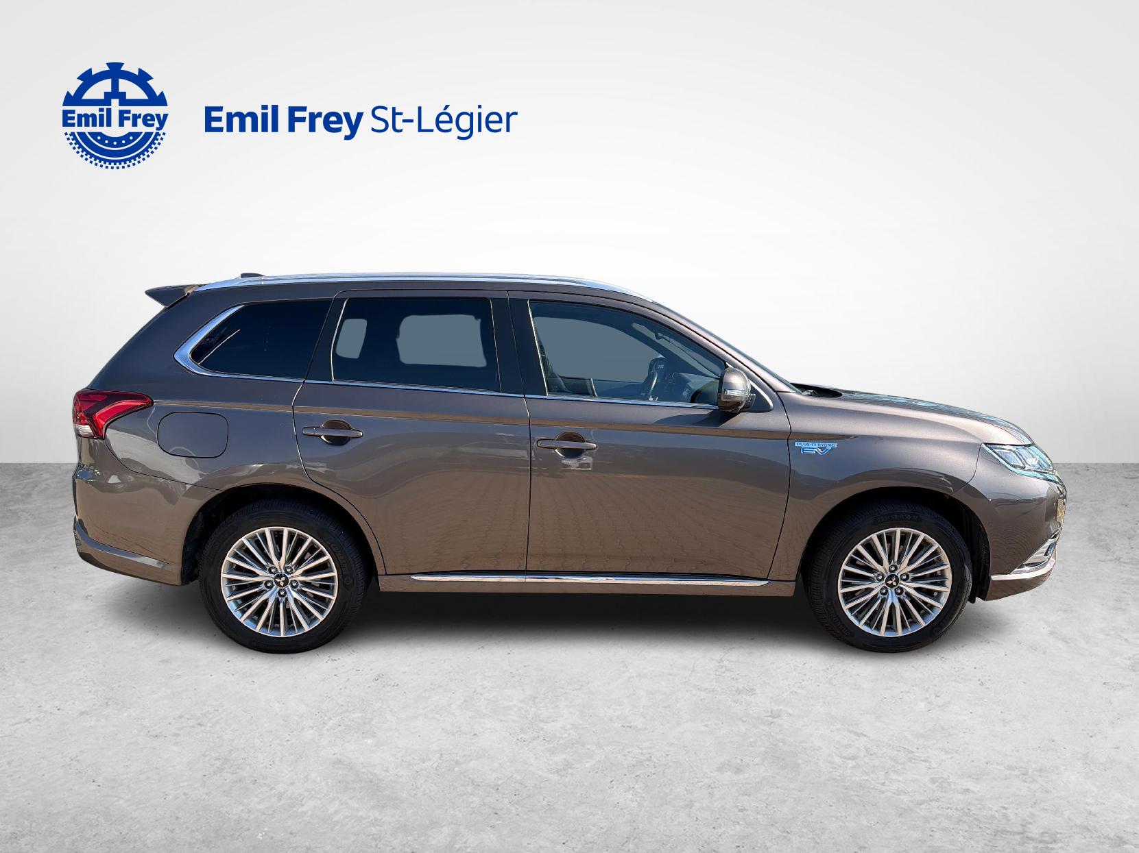 MITSUBISHI Outlander 2.4 PHEV Diamond+-image-5