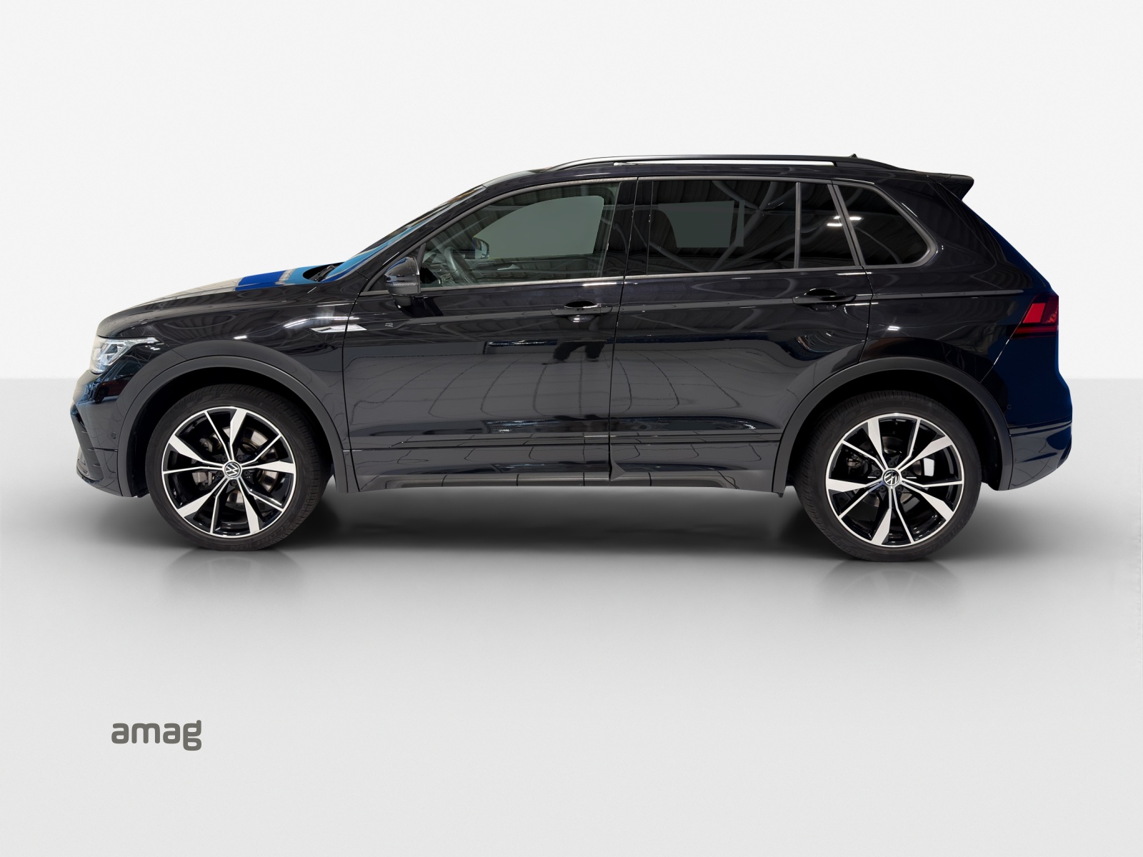VW Tiguan 2.0TSI R-Line 4Motion DSG-image-1