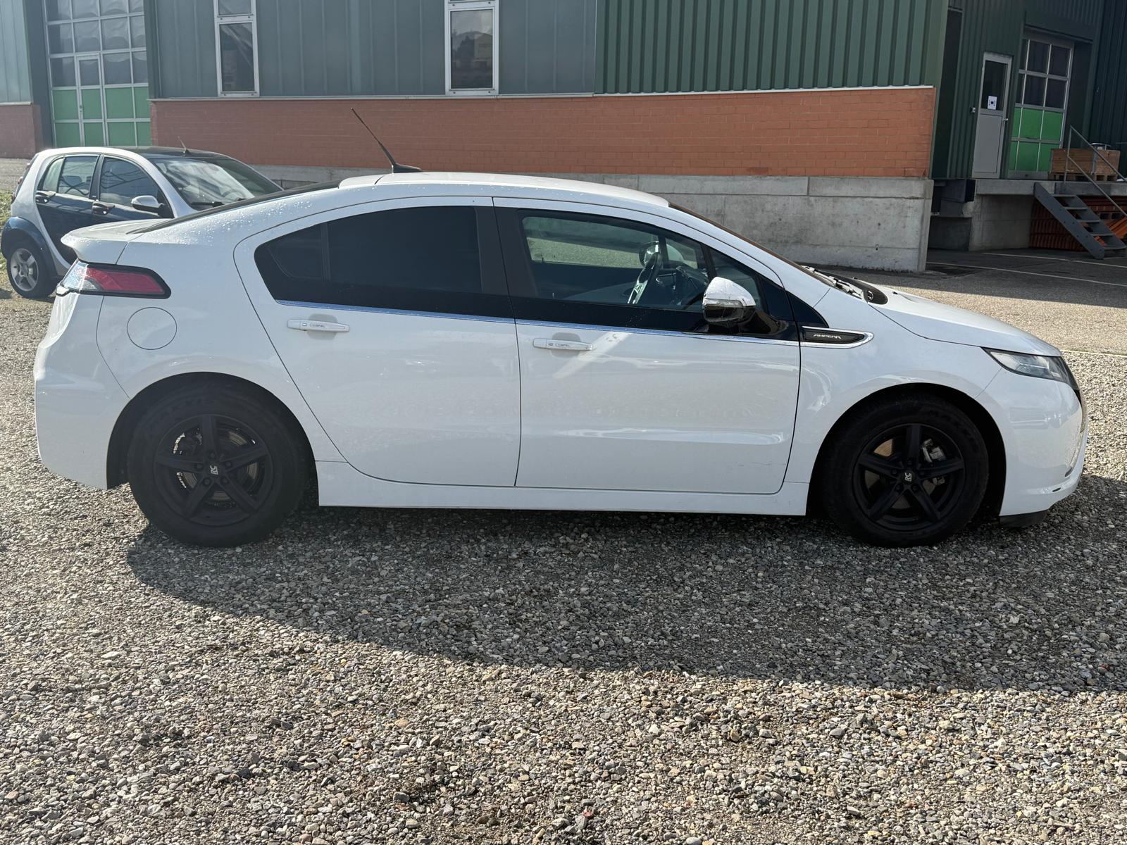 OPEL Ampera E-REV-image-8