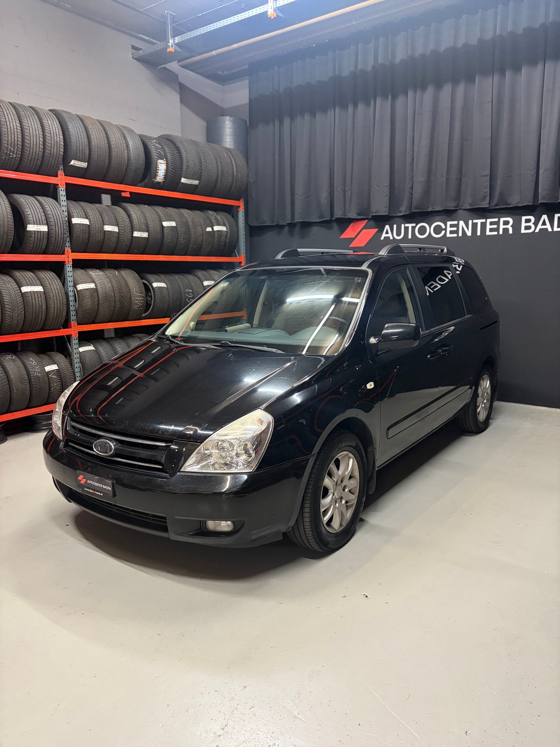 KIA Carnival 2.9 CRDi Trend 7 Plätze-image-3
