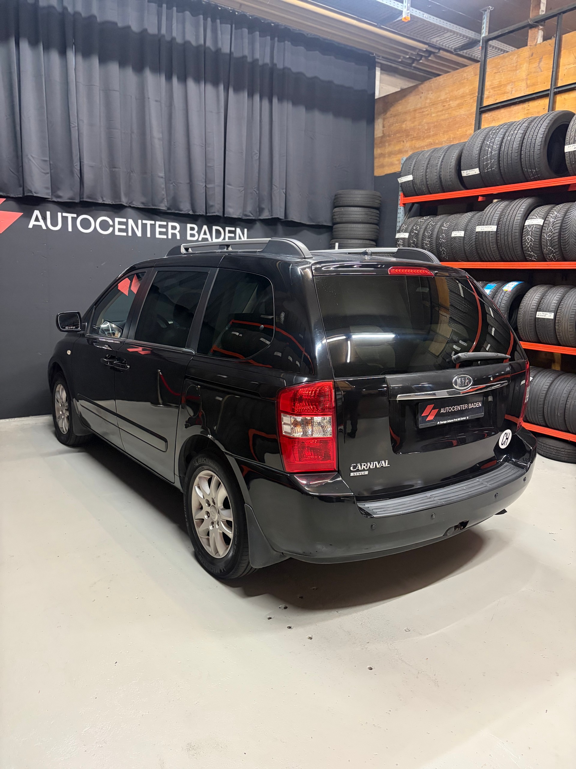 KIA Carnival 2.9 CRDi Trend 7 Plätze-image-6