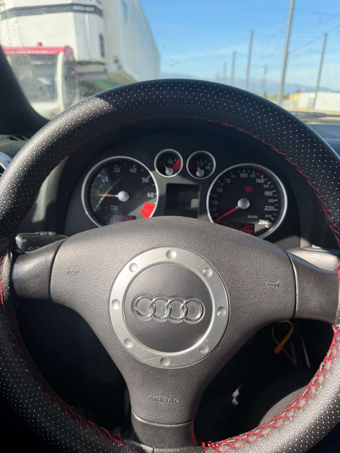 AUDI TT Coupé 1.8 T quattro-image-1
