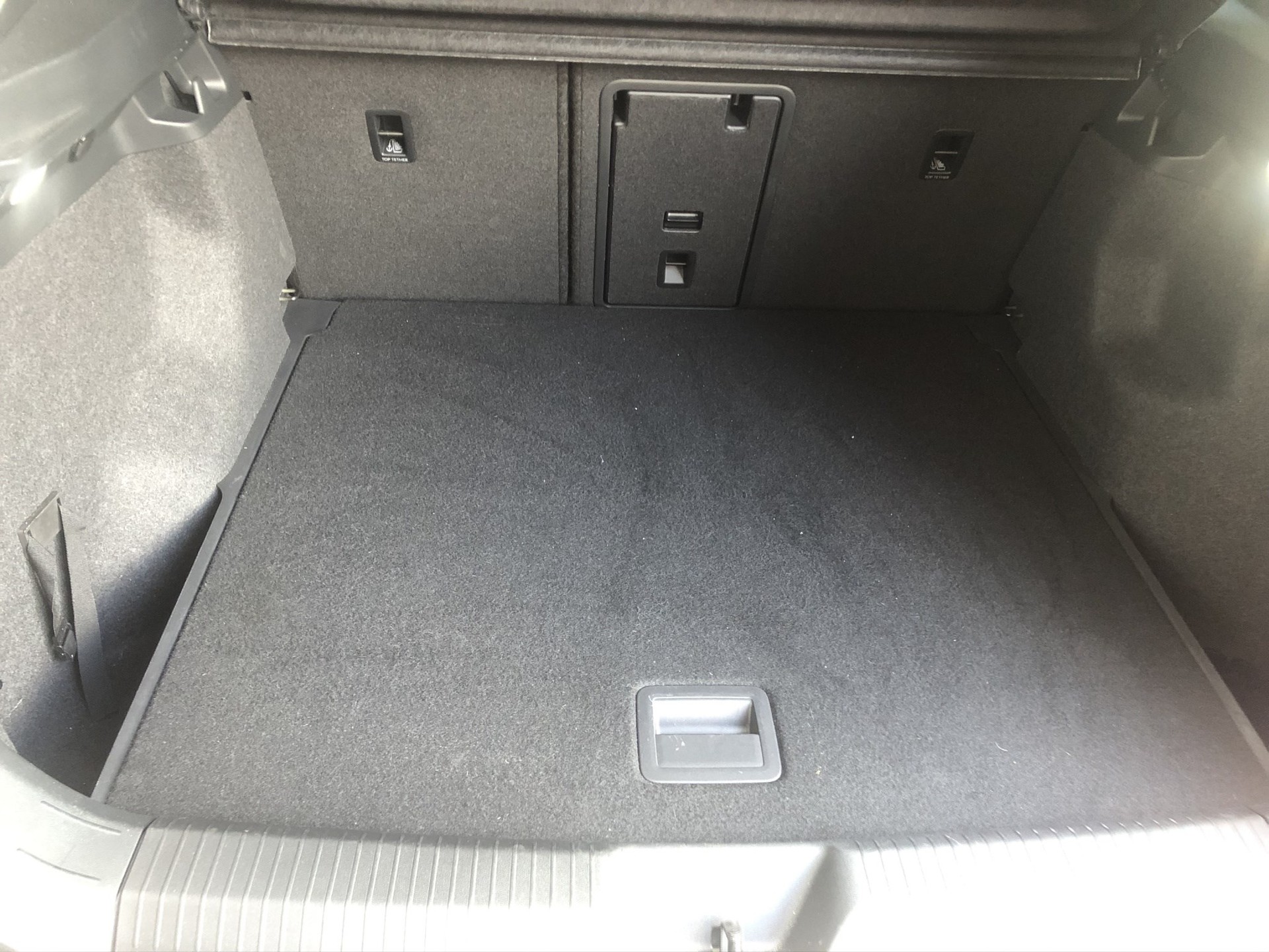 VW ID.4 Pro Performance 77 kWh 1ST Max-image-7