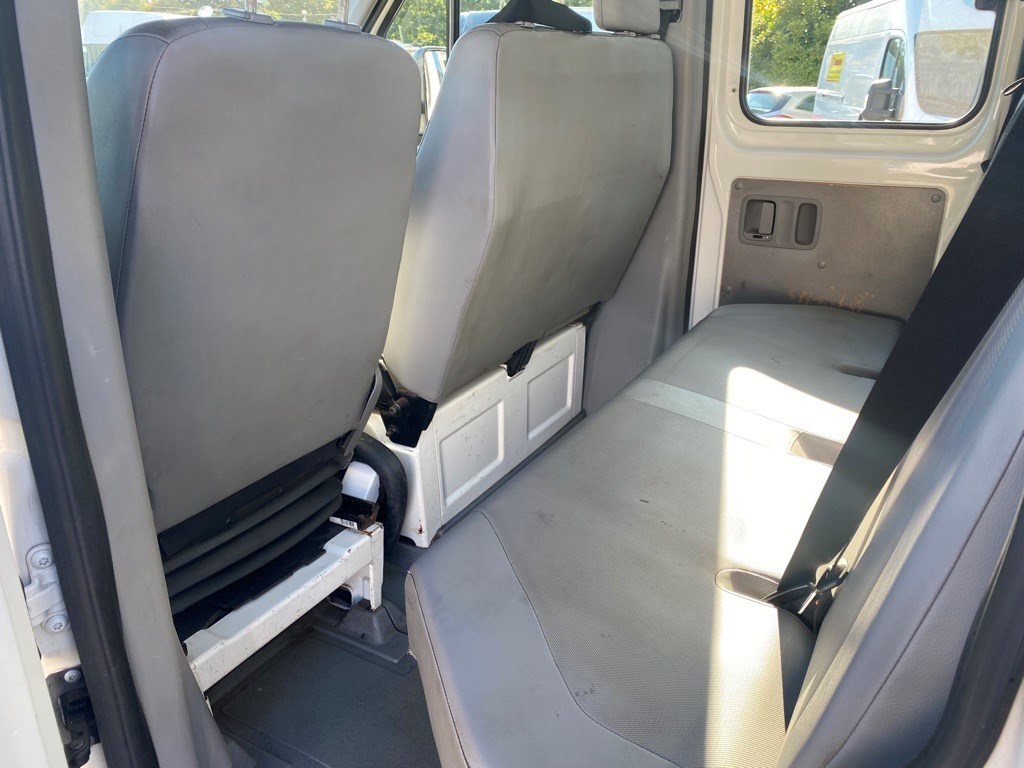 VW CRAFTER 2.5 TDI 164 PS DK Pick-up mit Kran-image-9