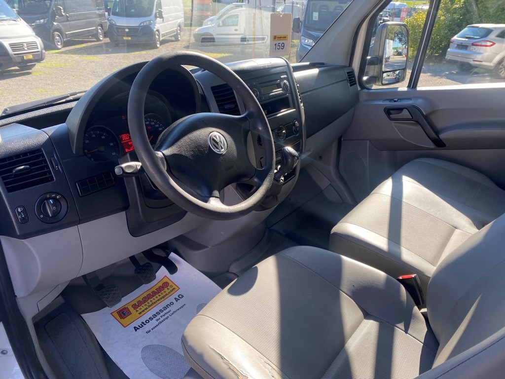 VW CRAFTER 2.5 TDI 164 PS DK Pick-up mit Kran-image-10