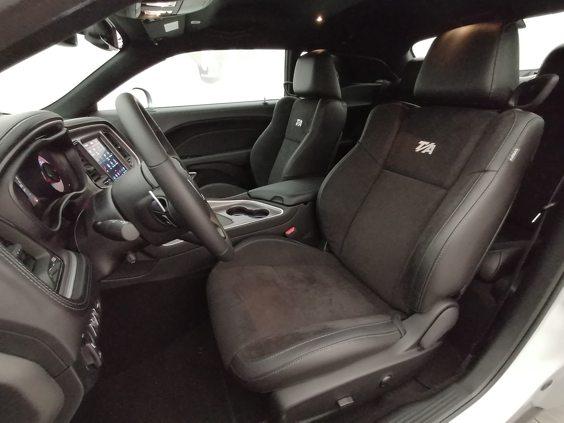 DODGE Challenger T/A 5.7-image-7
