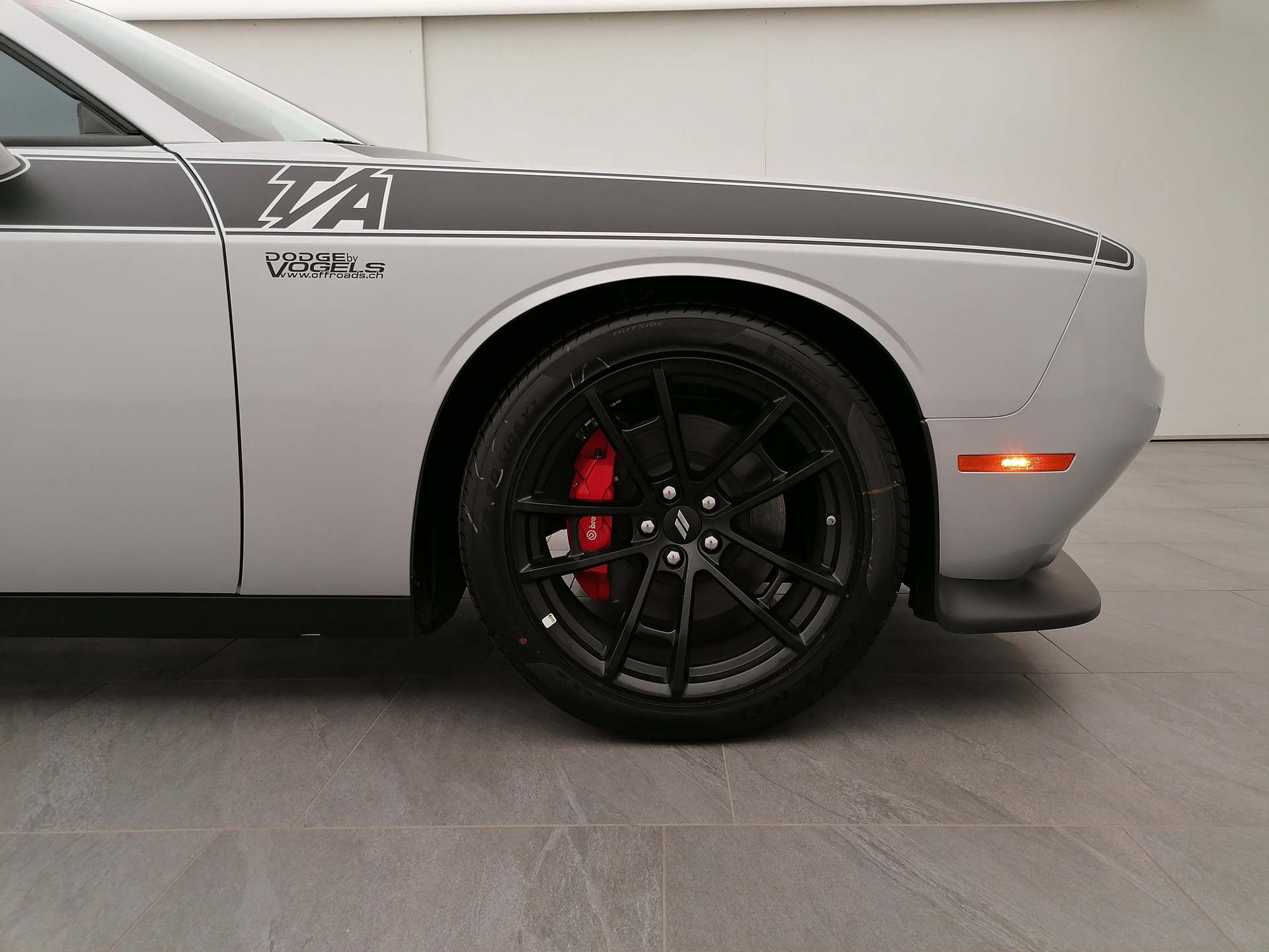 DODGE Challenger T/A 5.7-image-6