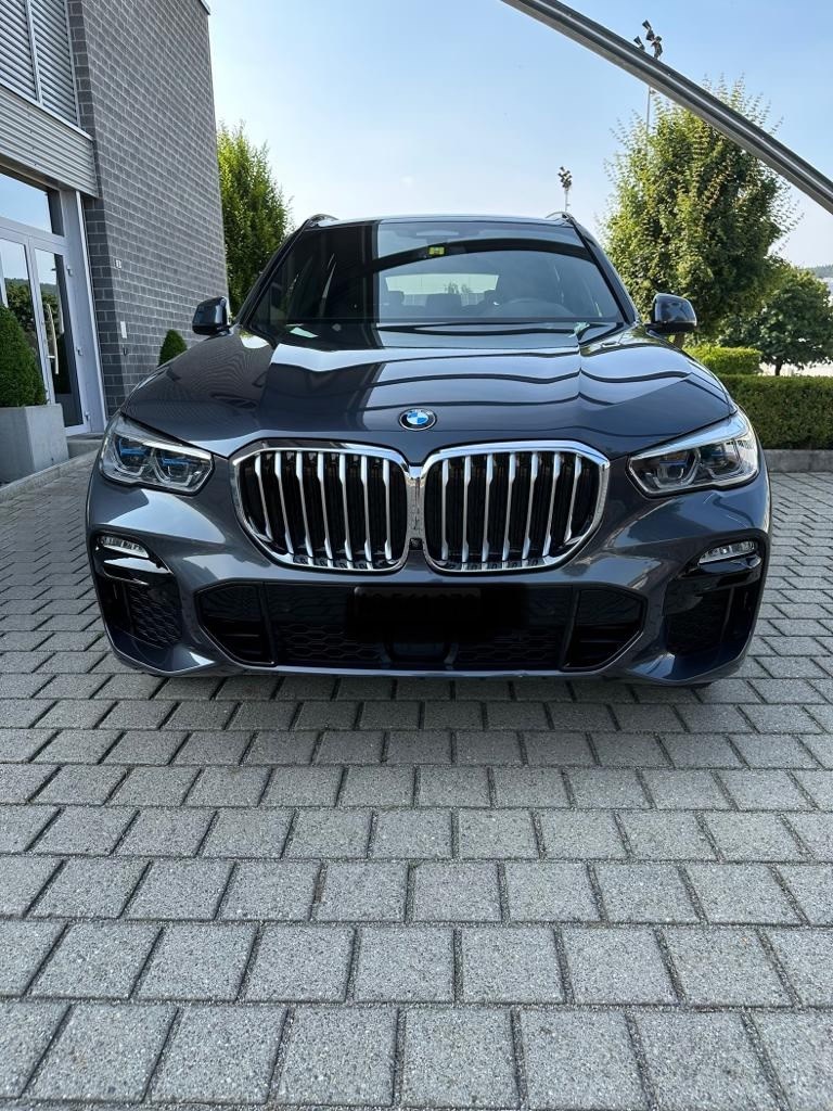 BMW X5 xDrive 30d xLine Steptronic-image-1