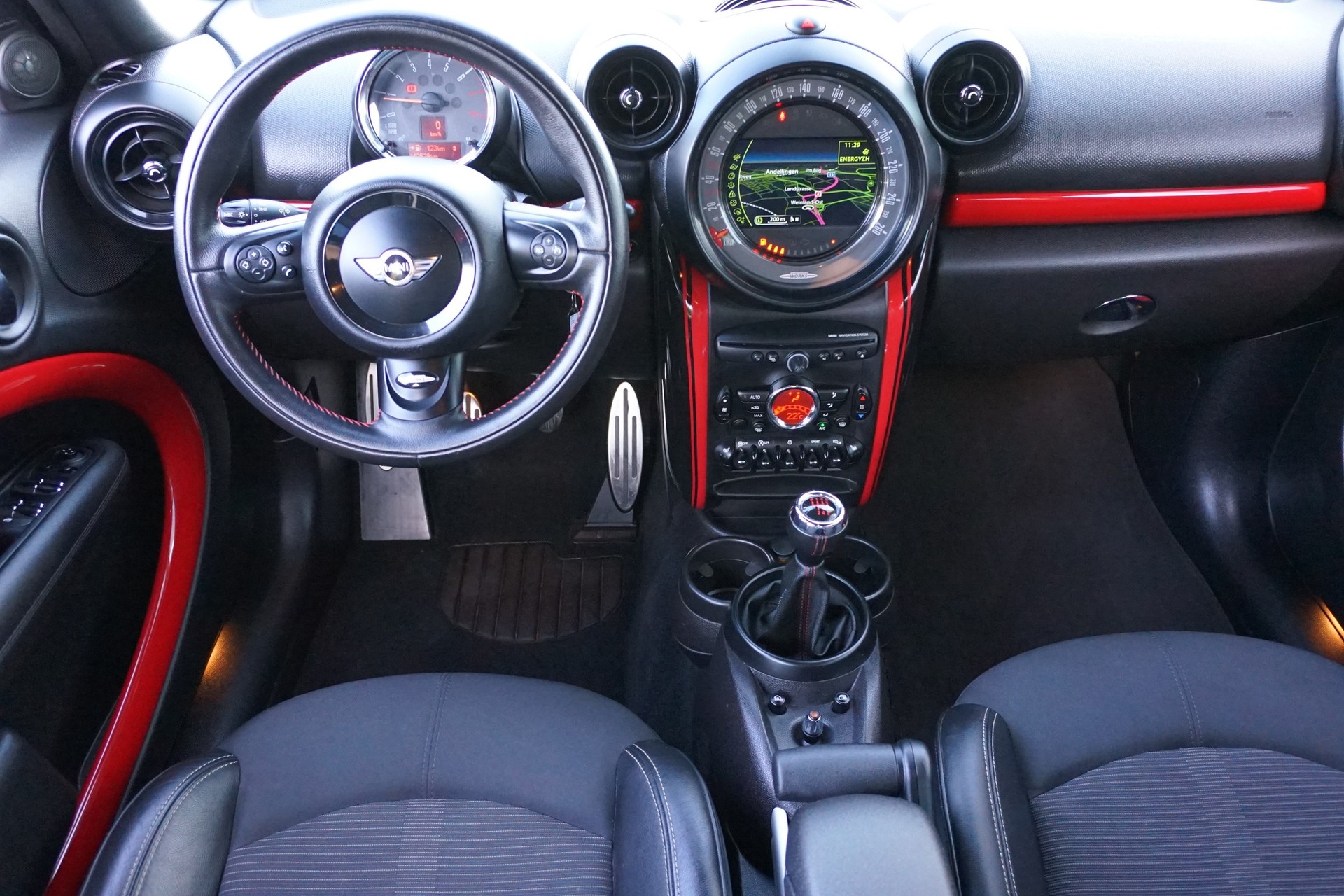 MINI Countryman JCW ALL4-image-11