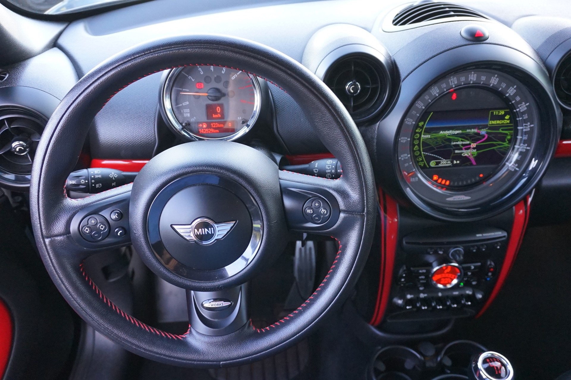 MINI Countryman JCW ALL4-image-12