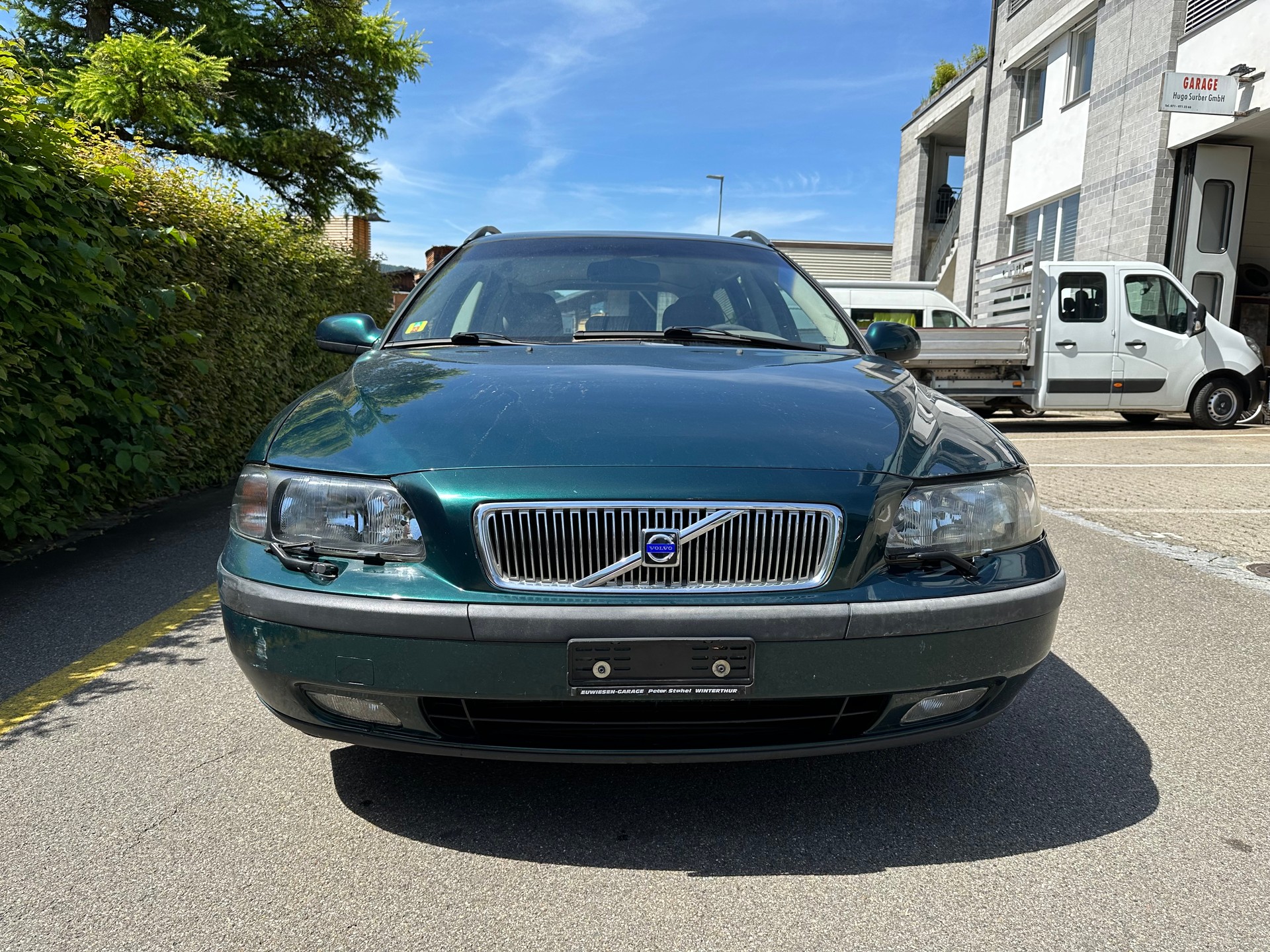 VOLVO V70 2.4-image-5