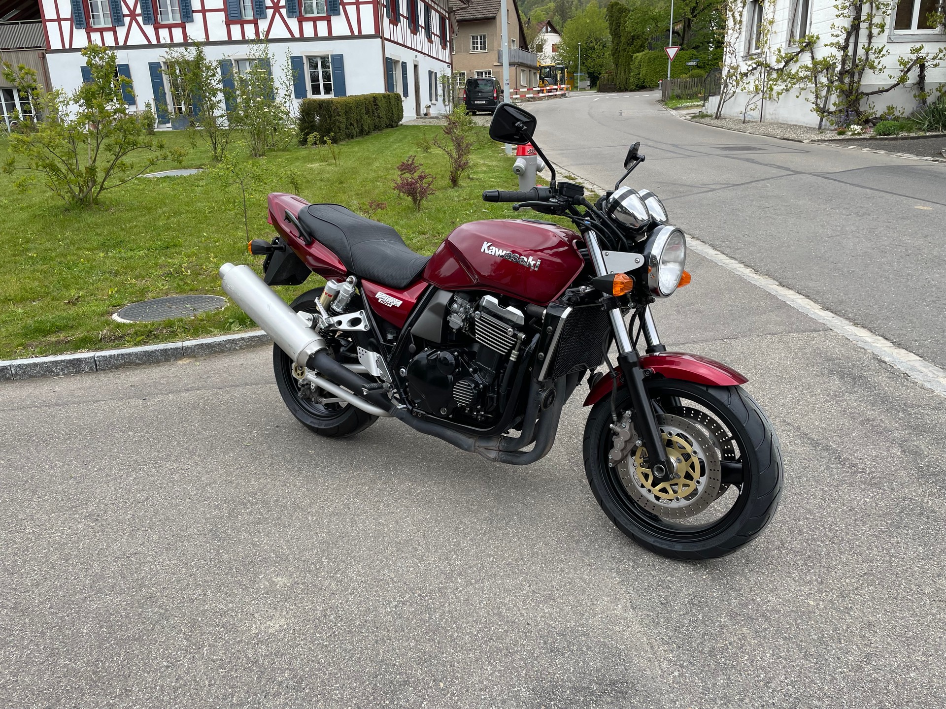KAWASAKI ZRX 1100-image-1