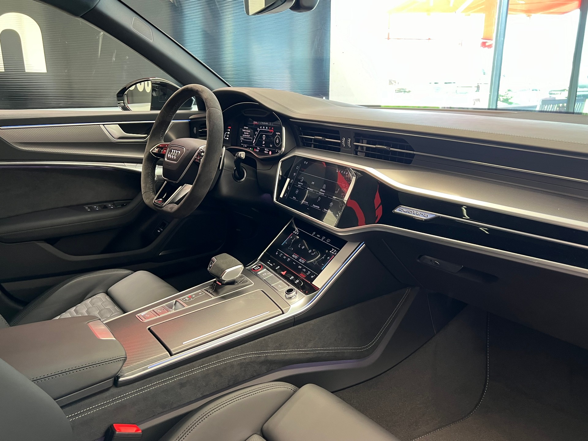 AUDI RS6 Avant 4.0 TFSI V8 Performance quattro-image-20