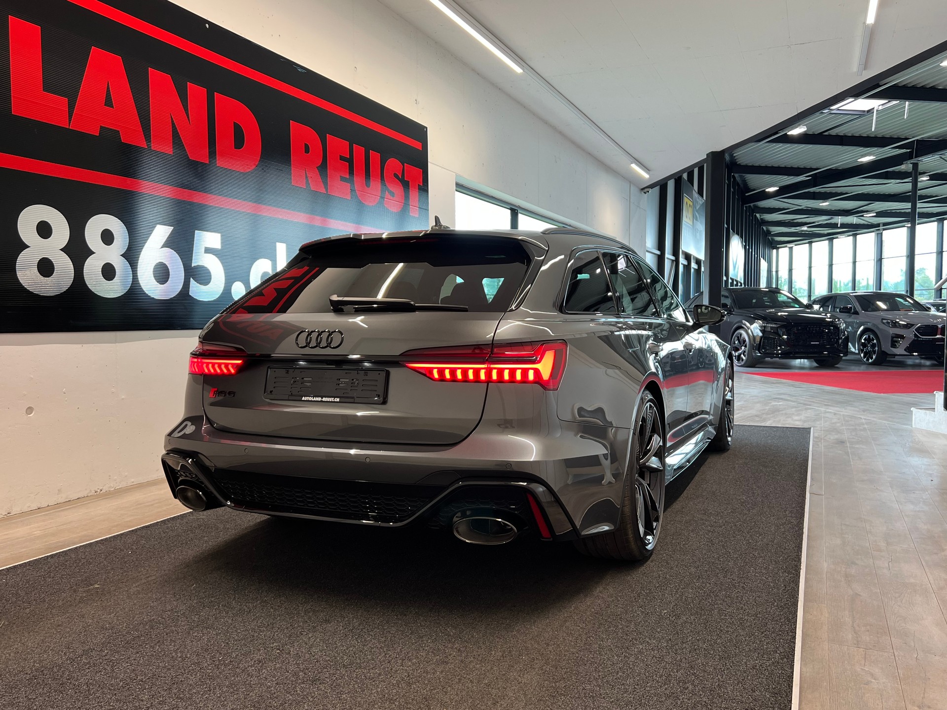 AUDI RS6 Avant 4.0 TFSI V8 Performance quattro-image-7