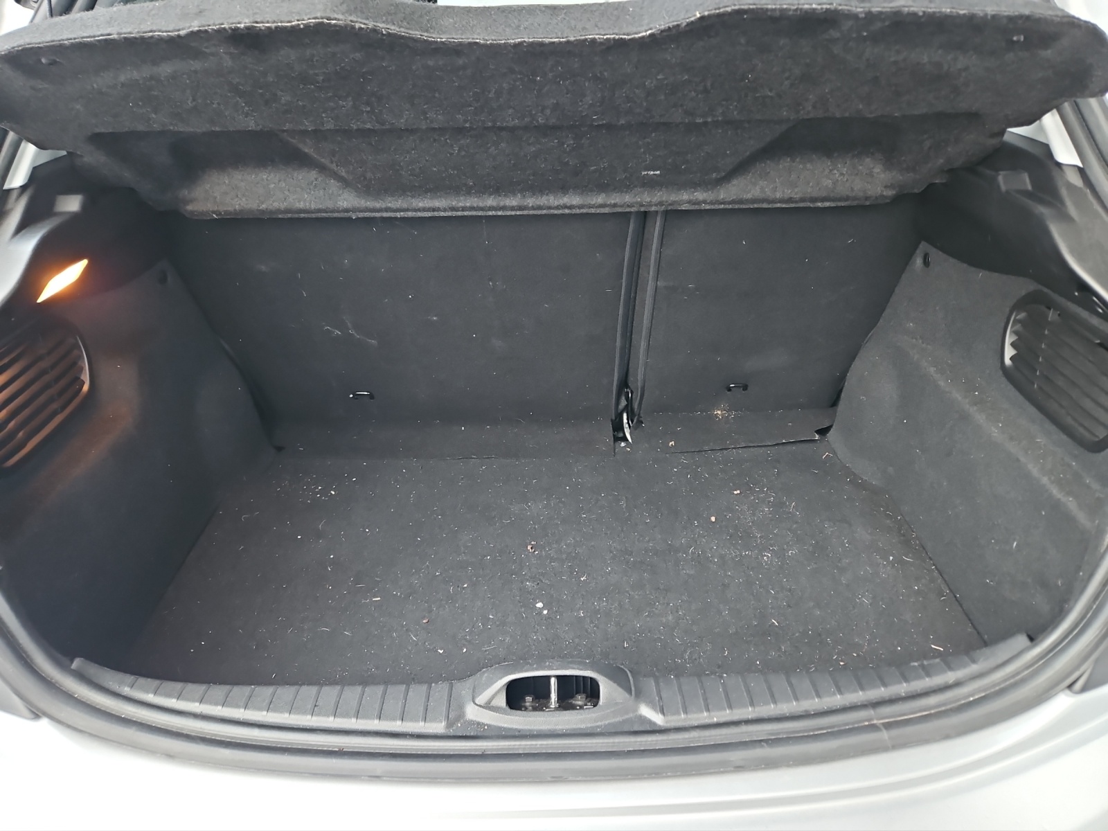 PEUGEOT 208 1.2 PureTech Active-image-12