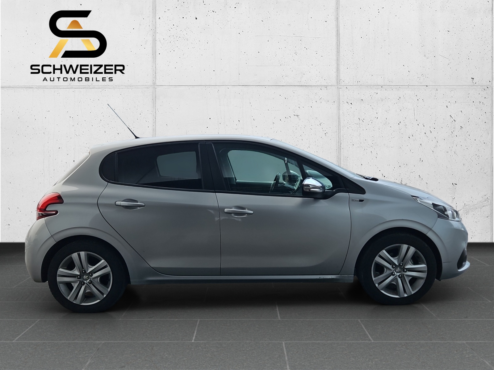 PEUGEOT 208 1.2 PureTech Active-image-4