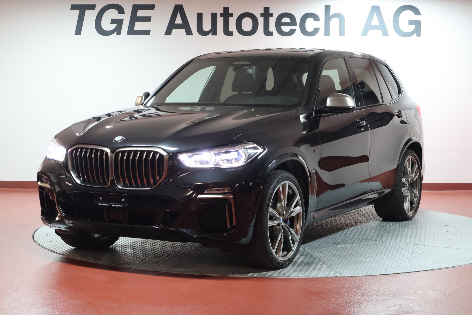 BMW X5 xDrive M50d Steptronic-image-0