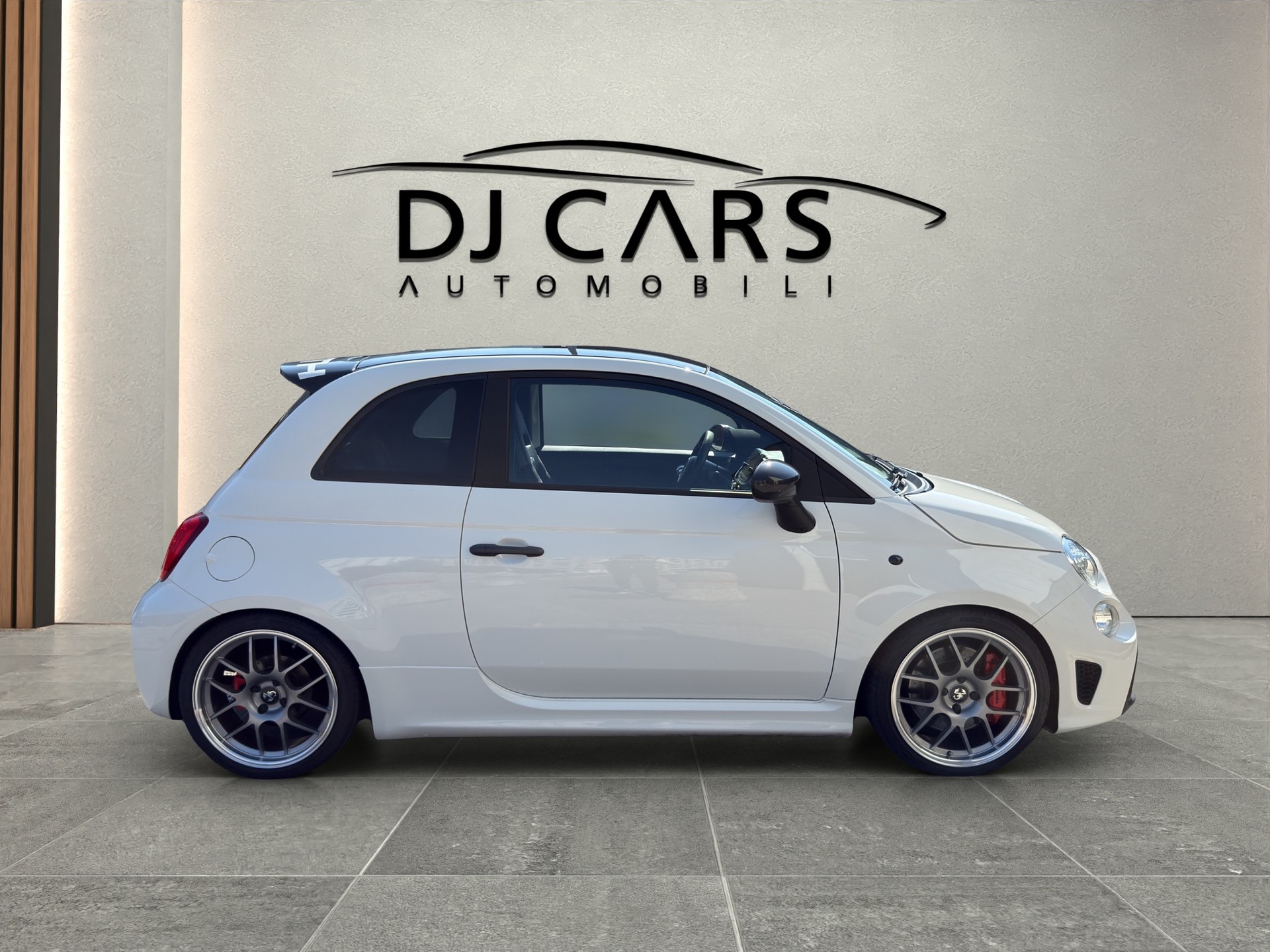 FIAT 595 1.4 16V Turbo Abarth Competizione 110° Anniv.-image-4