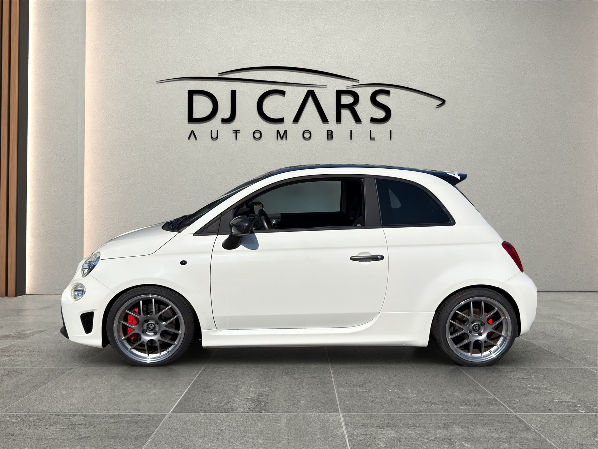 FIAT 595 1.4 16V Turbo Abarth Competizione 110° Anniv.-image-3