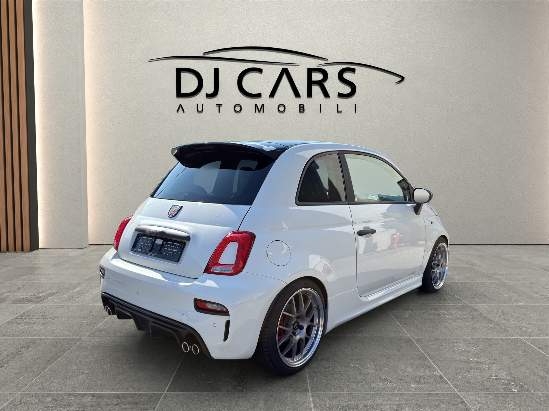 FIAT 595 1.4 16V Turbo Abarth Competizione 110° Anniv.-image-7