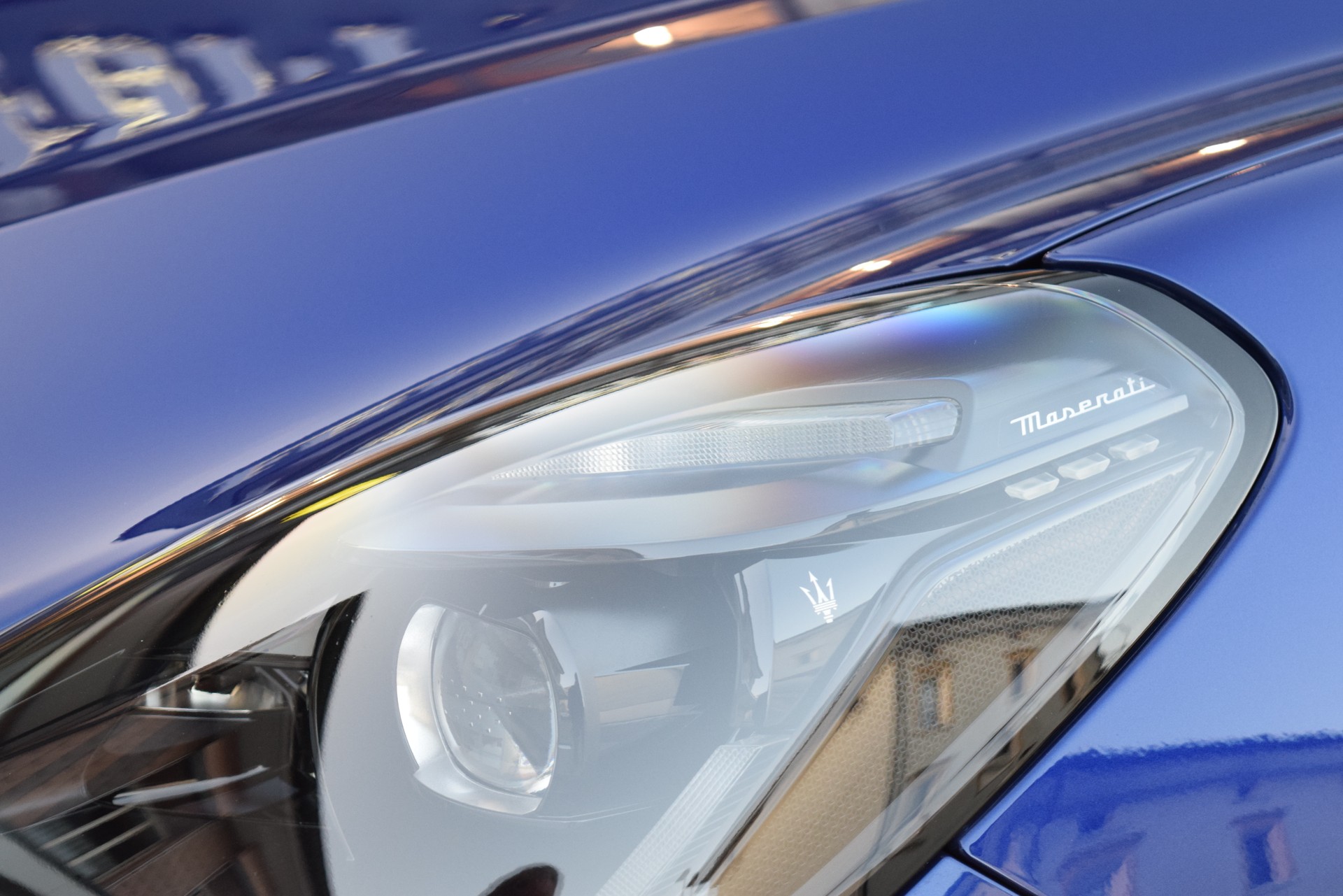 MASERATI Grecale 2.0 MHEV Modena Hybrid Automatica-image-8