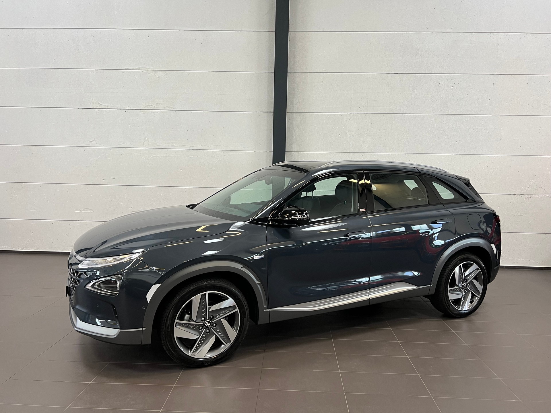 HYUNDAI Nexo Fuel Cell Amplia-image-2