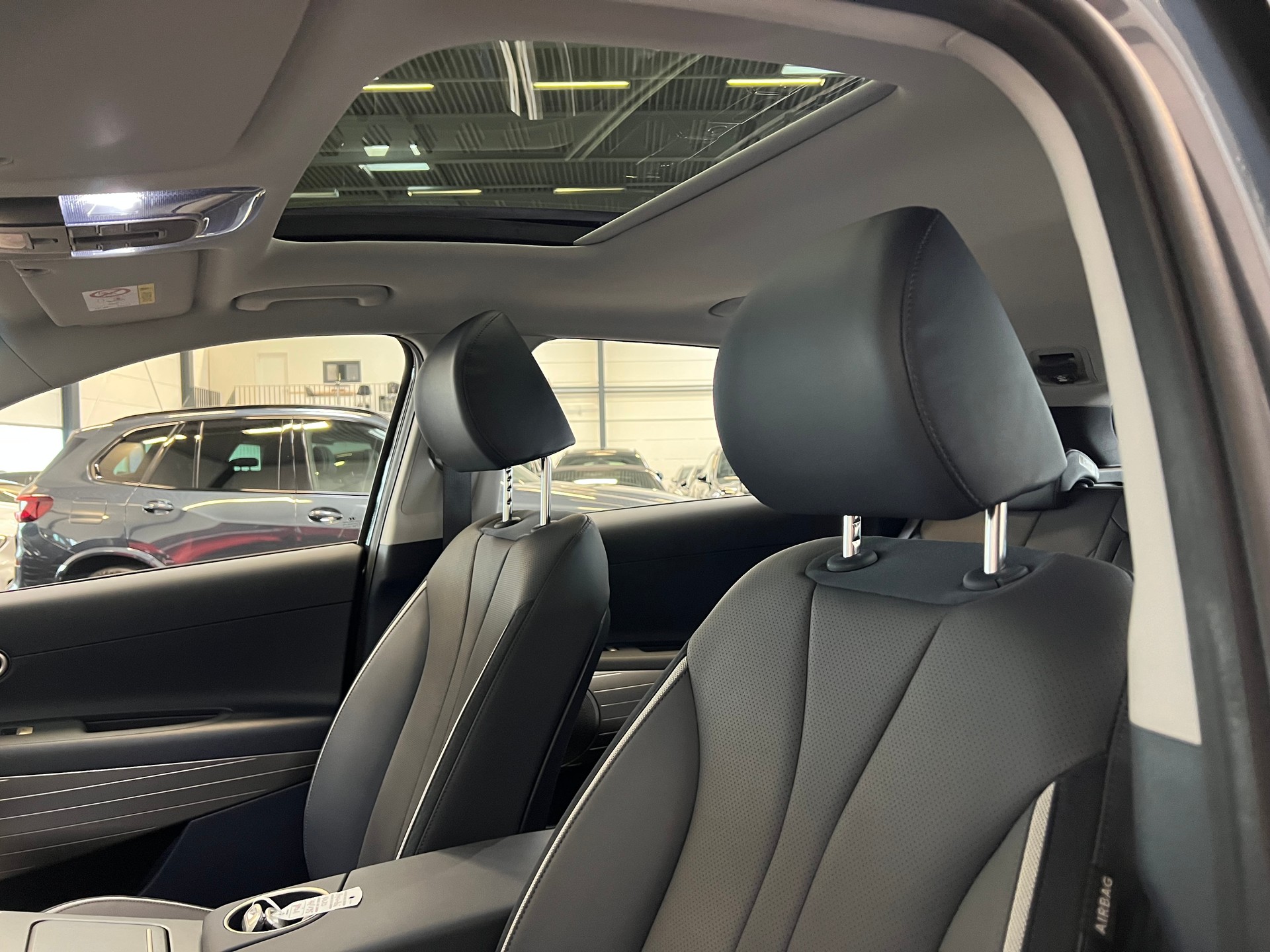 HYUNDAI Nexo Fuel Cell Amplia-image-20