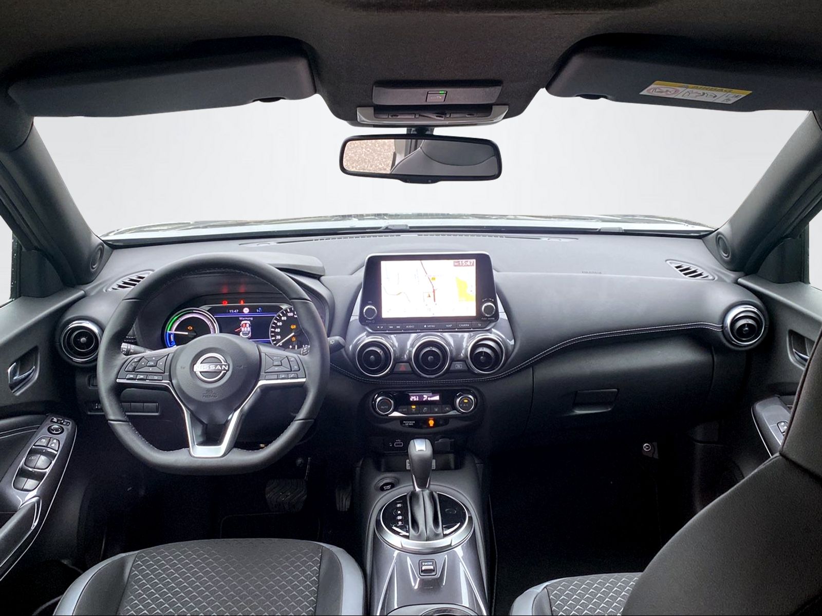 NISSAN Juke 1.6 Hybrid Unplugged-image-11