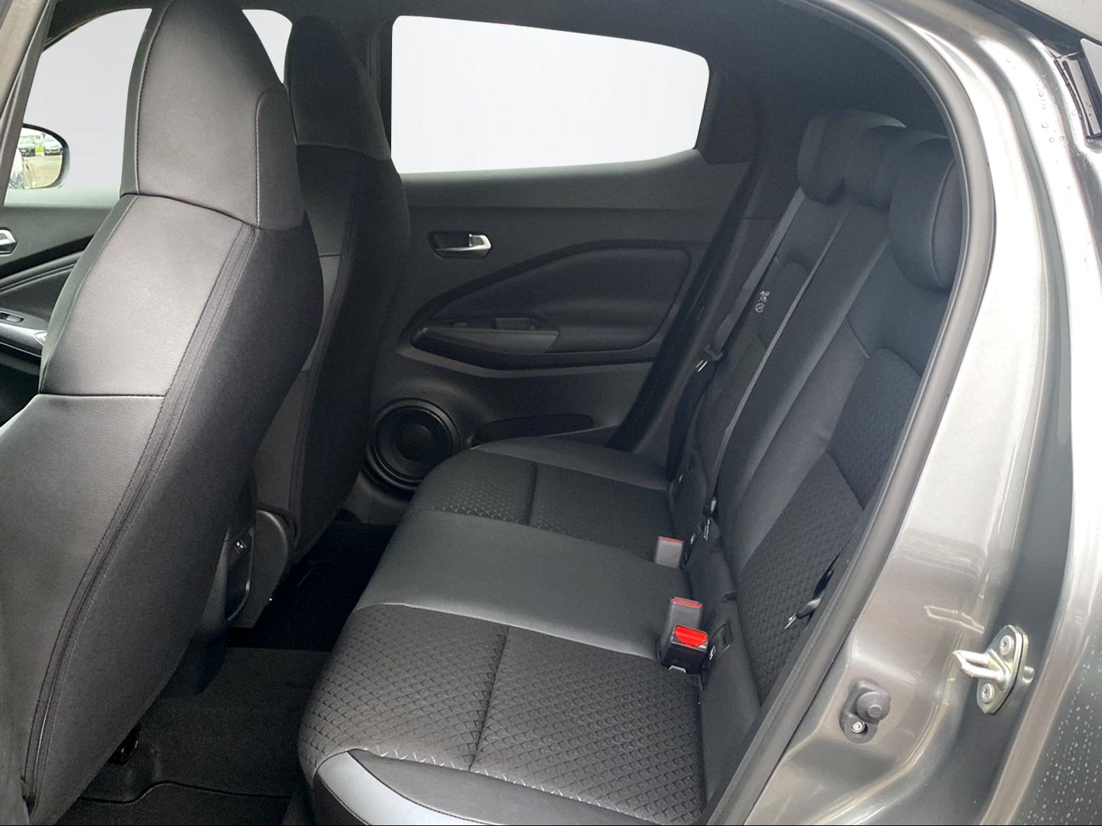 NISSAN Juke 1.6 Hybrid Unplugged-image-10