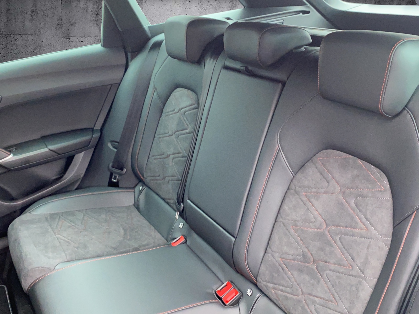 SEAT Leon ST 1.5 eTSI mHEV DSG Move FR-image-17