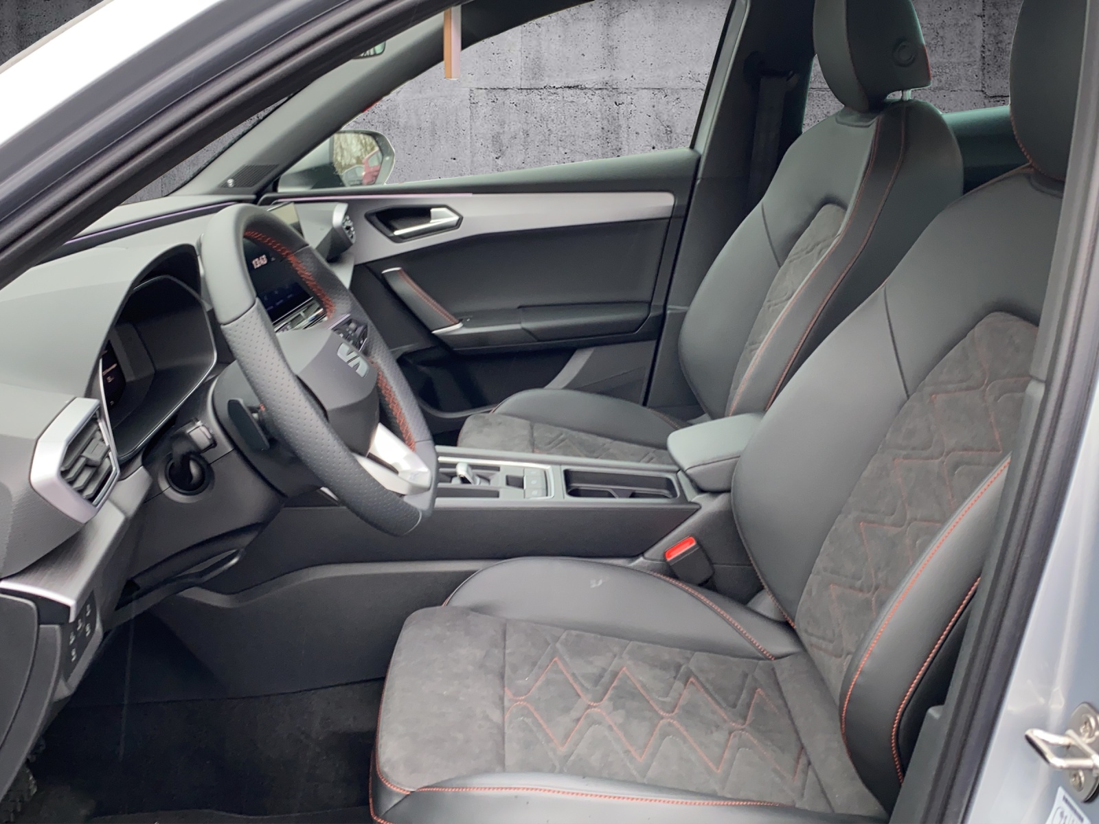 SEAT Leon ST 1.5 eTSI mHEV DSG Move FR-image-9
