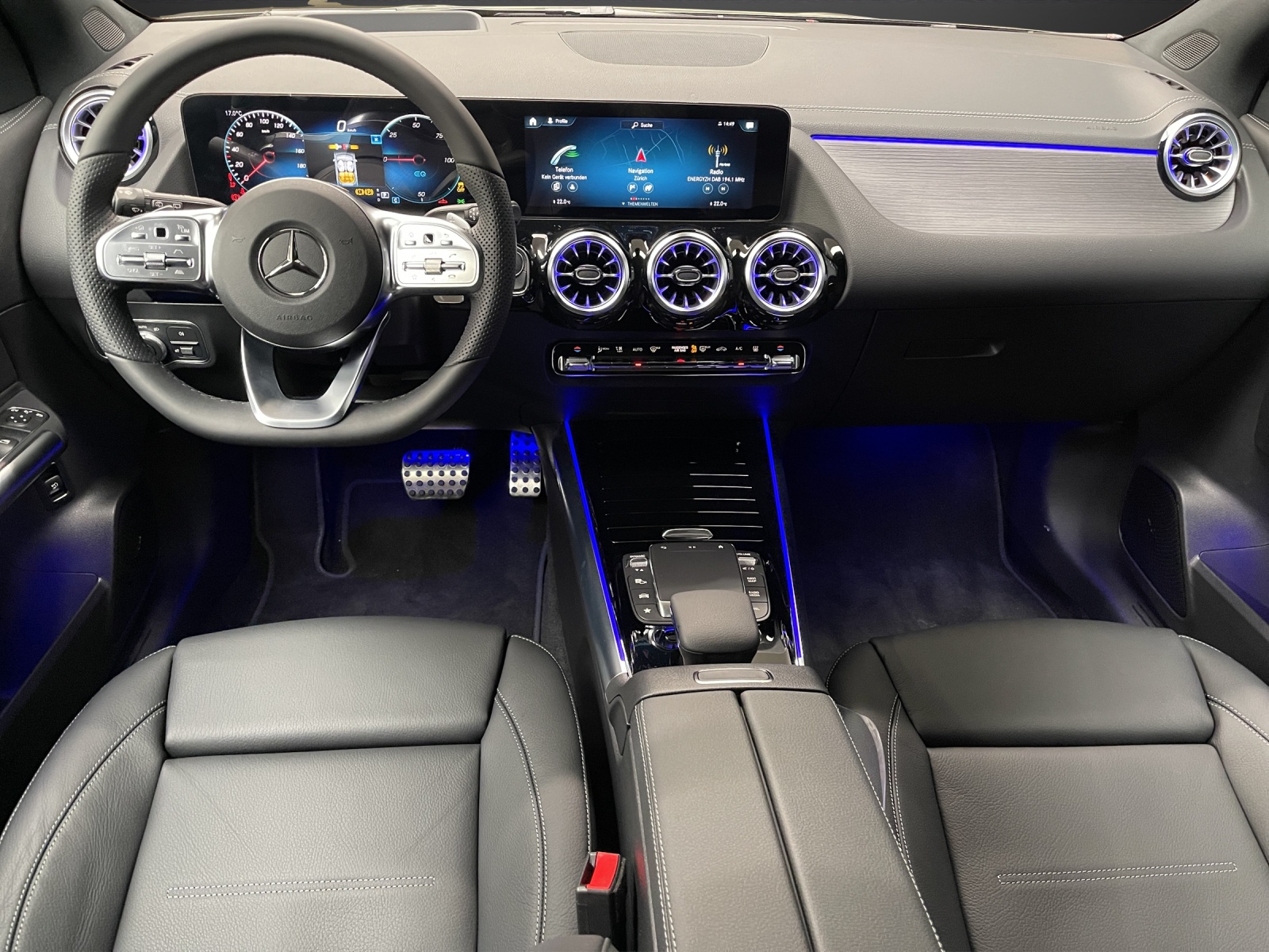 MERCEDES-BENZ EQA 250-image-8