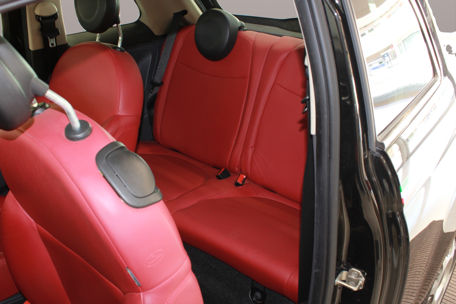 FIAT 500 1.4 16V Lounge-image-11