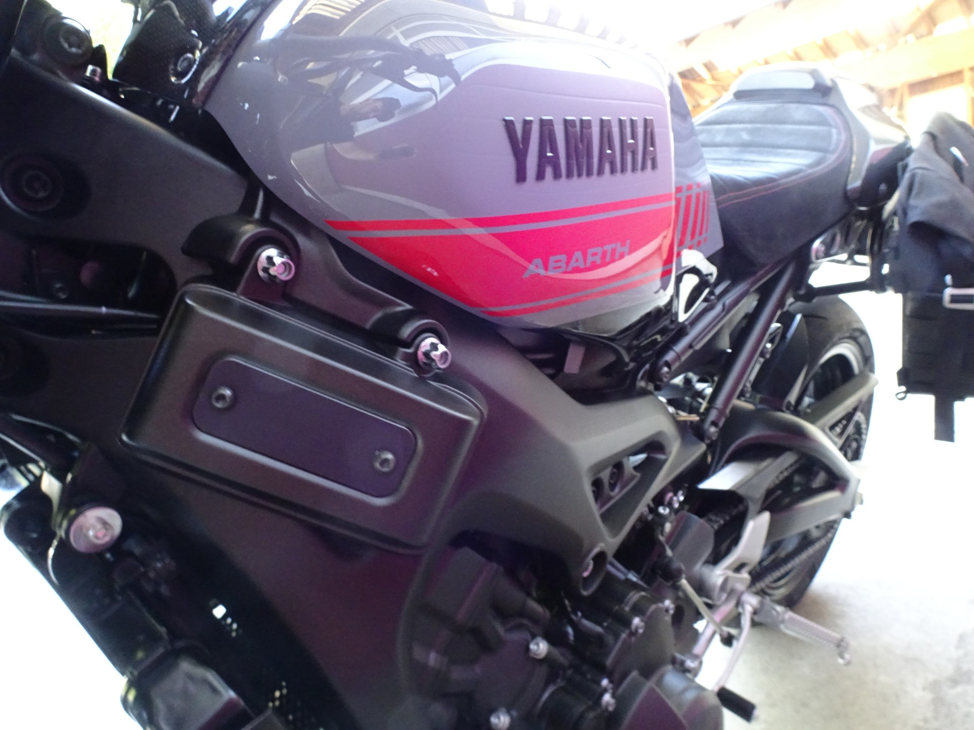 YAMAHA XSR 900 Abarth-image-12