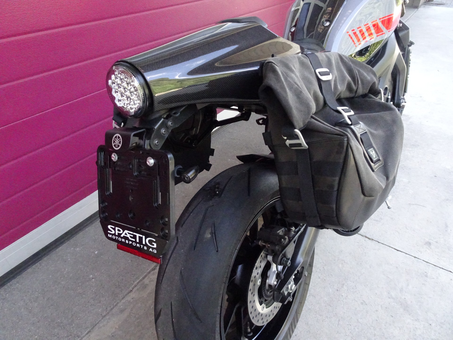 YAMAHA XSR 900 Abarth-image-7