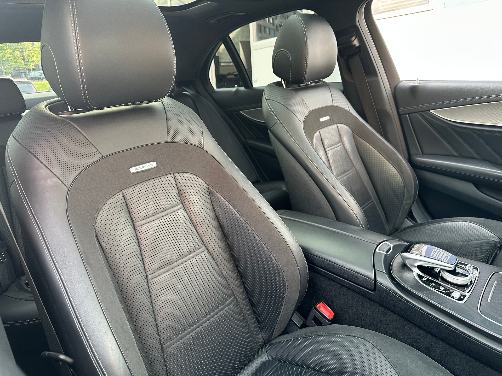 MERCEDES-BENZ E 63 AMG 4Matic Speedshift MCT-image-18
