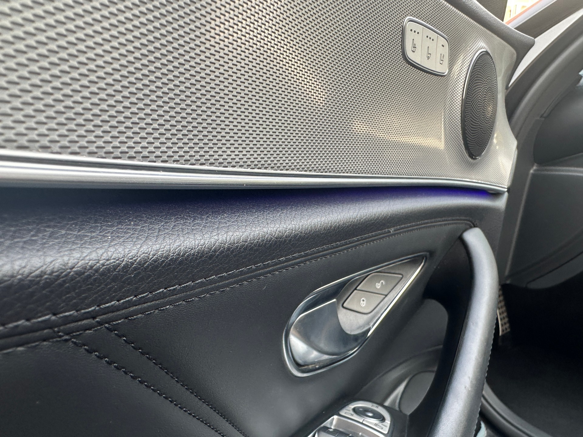 MERCEDES-BENZ E 63 AMG 4Matic Speedshift MCT-image-17