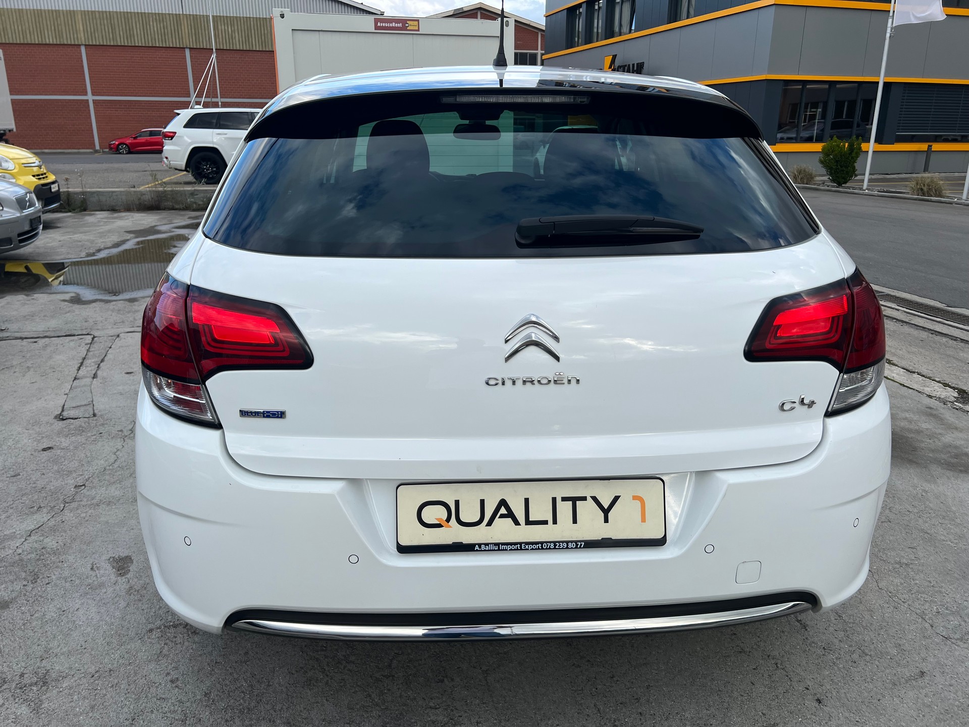 CITROEN C4 1.6 BlueHDi Feel Edition-image-4