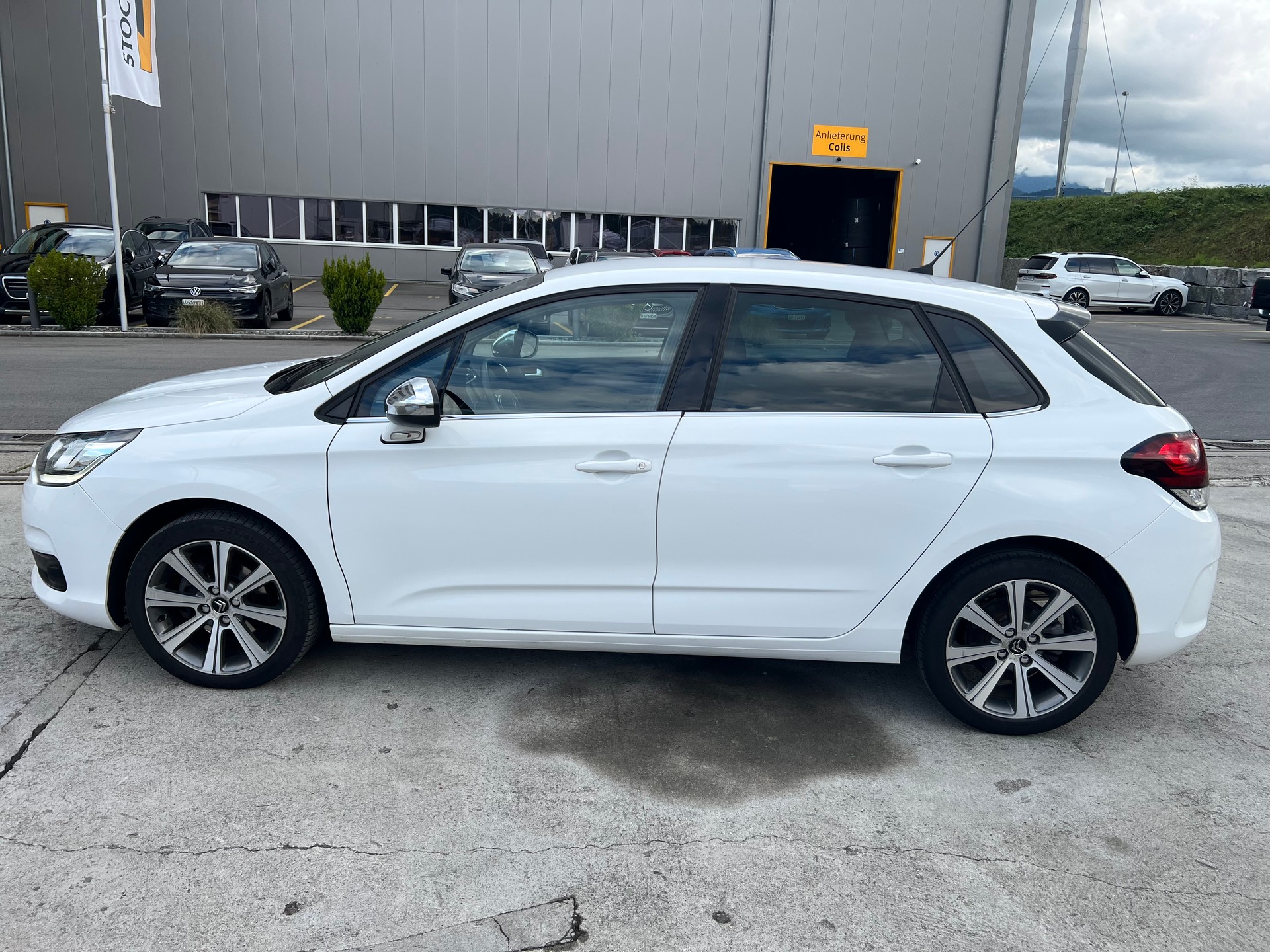 CITROEN C4 1.6 BlueHDi Feel Edition-image-6