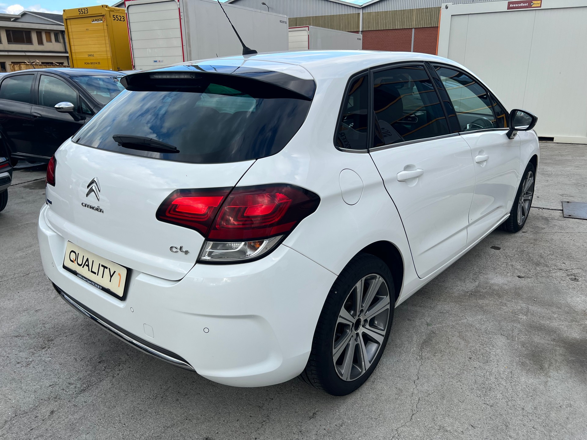 CITROEN C4 1.6 BlueHDi Feel Edition-image-3