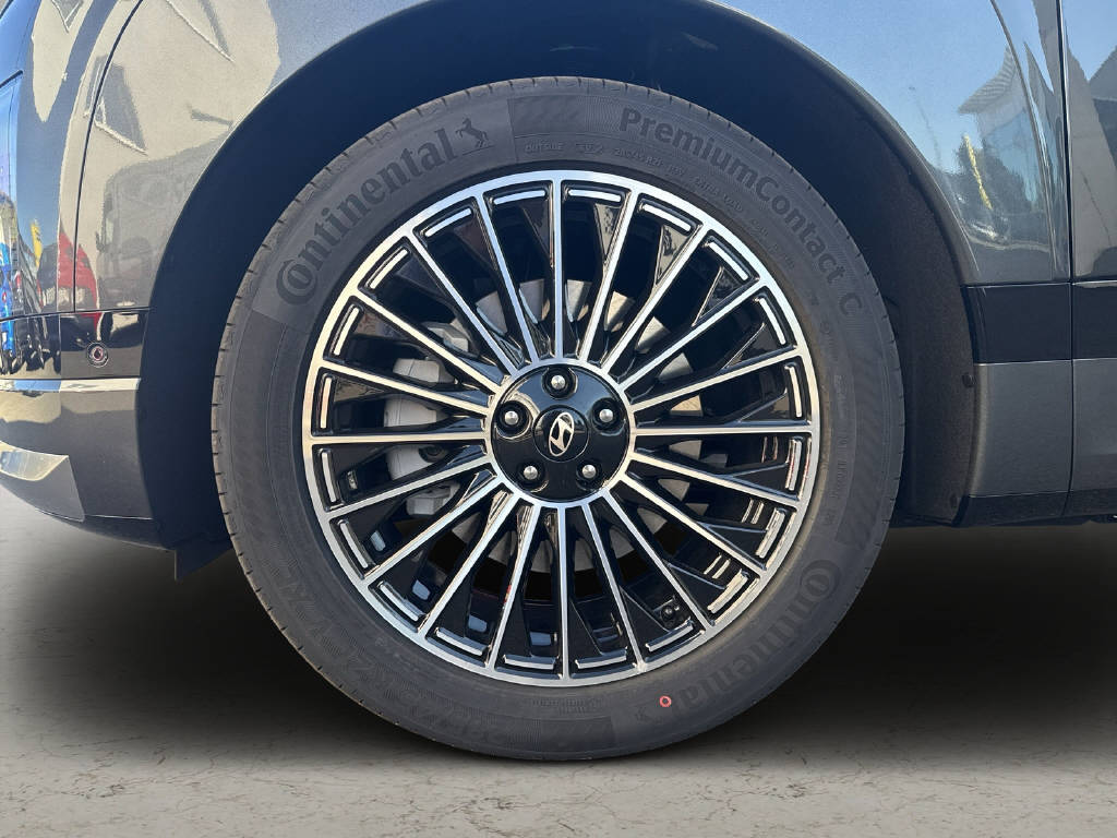 HYUNDAI Ioniq 9 Calligraphy 4WD-image-5