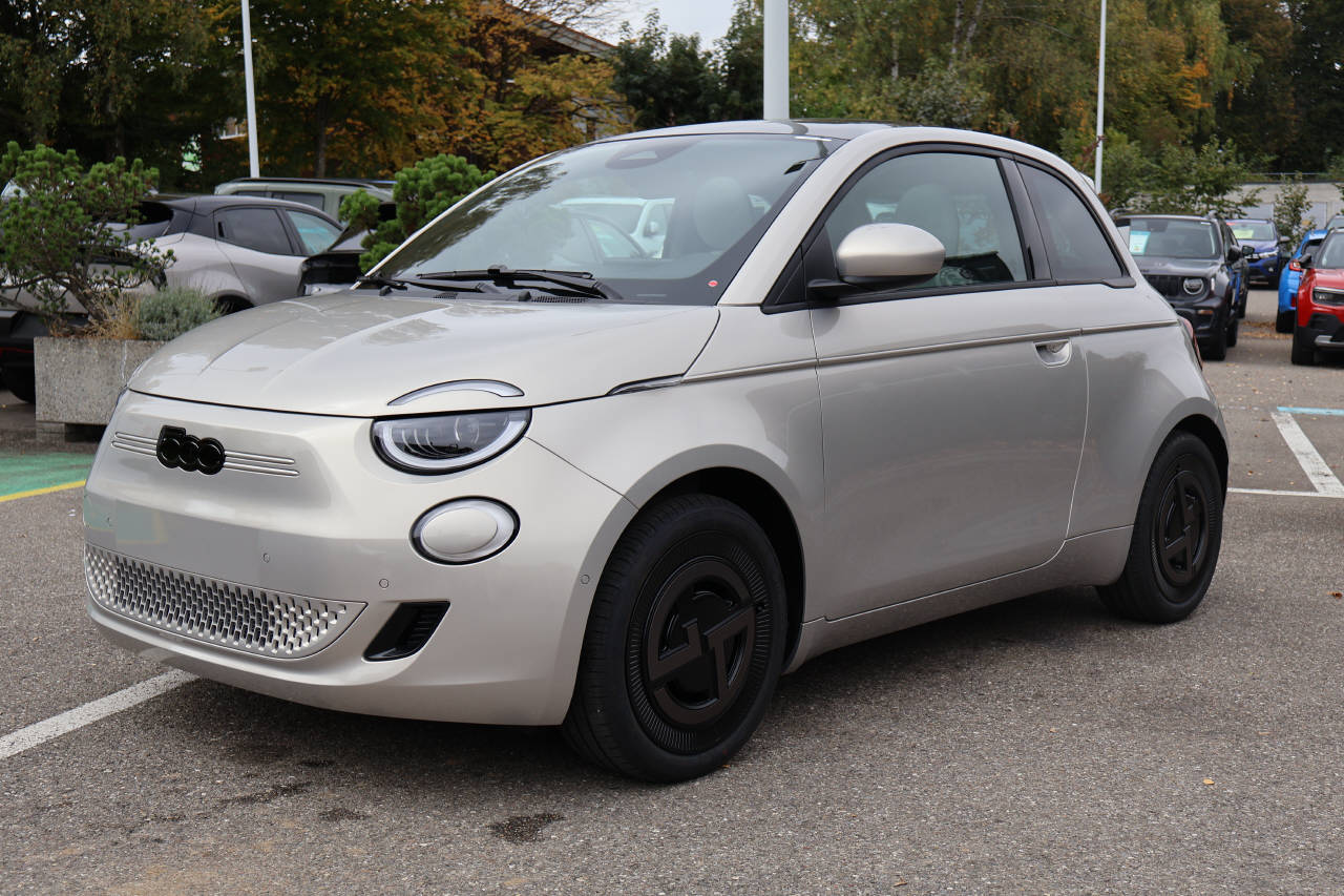 FIAT 500 Armani-image-6