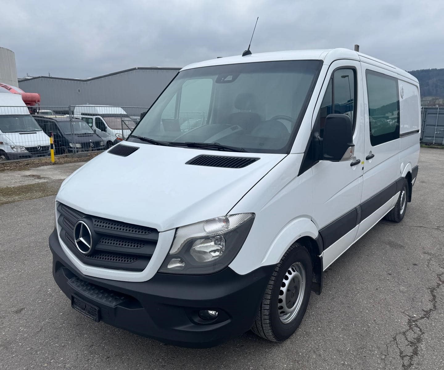 MERCEDES-BENZ Sprinter 316 BlueTec 7G-Tronic-image-2