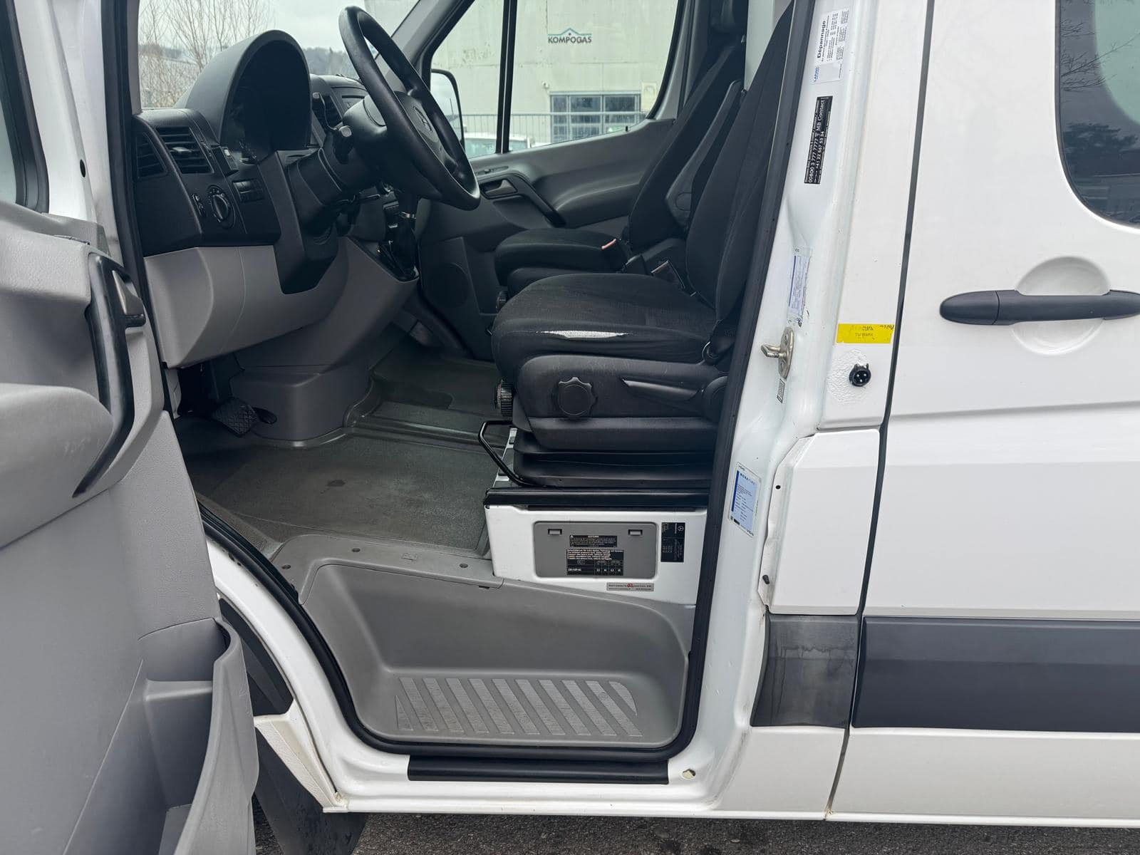 MERCEDES-BENZ Sprinter 316 BlueTec 7G-Tronic-image-11