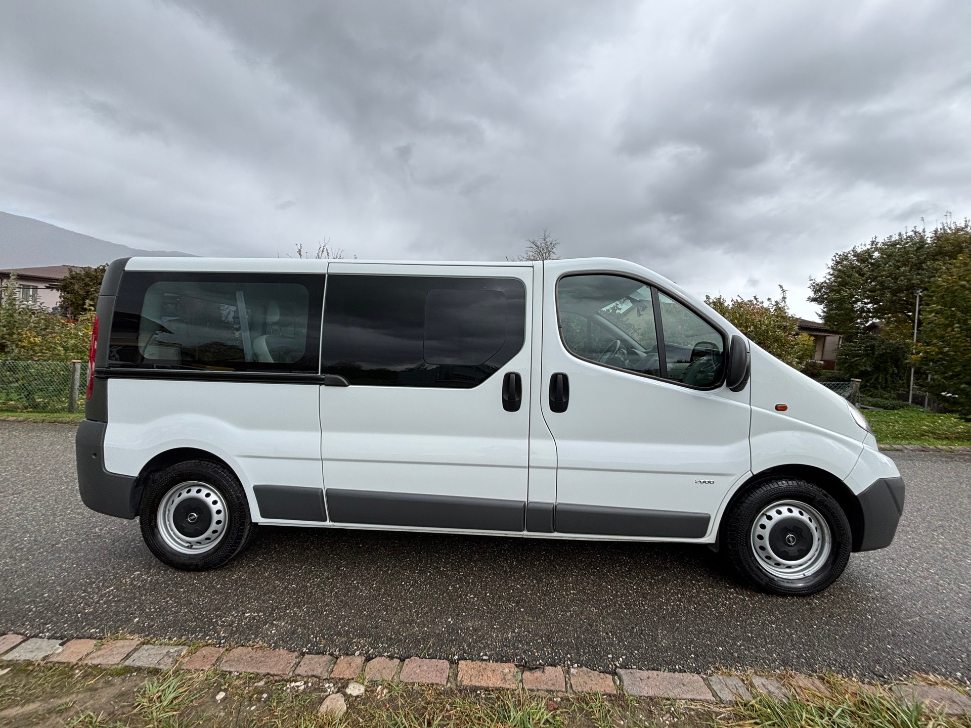 OPEL Vivaro 2.0 CDTI ecoFLEX 2.9t L2H1 Easytronic-image-3