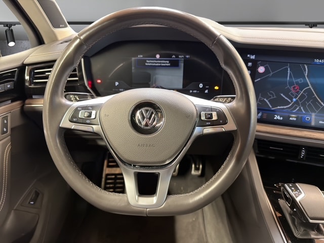 VW Touareg 4.0 V8 TDI Atmosphere Tiptronic-image-8