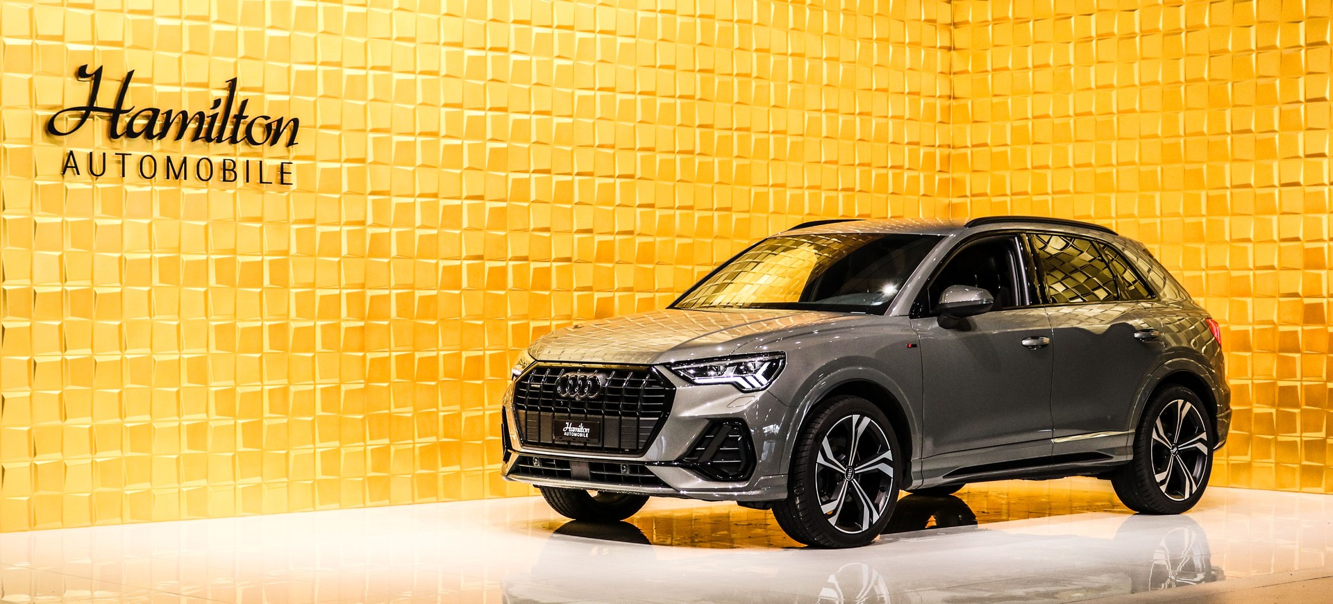 AUDI Q3 40 TDI Attraction S-Tronic S-Line quattro AHK-image-1
