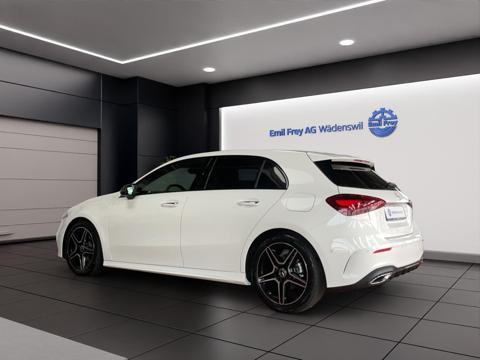 MERCEDES-BENZ A 180 Night Star AMG Line-image-3